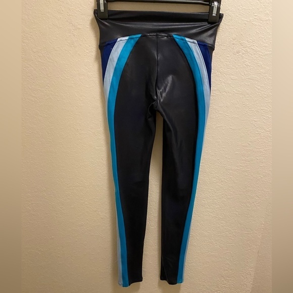 SPANX Faux Leather Track Curved Stripe 7/8 Leggings Size XS - Picture 8 of 12
